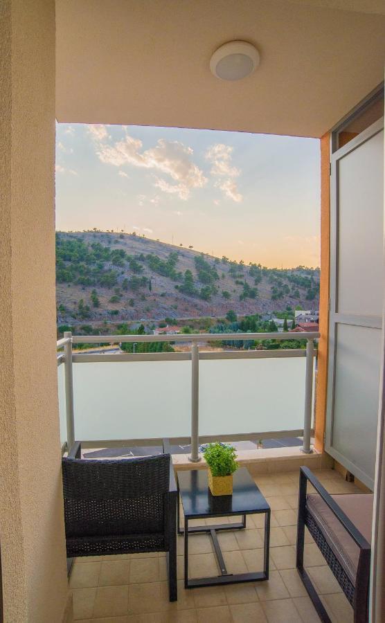 Design Apartment Near Gorica Park Podgorica Ngoại thất bức ảnh